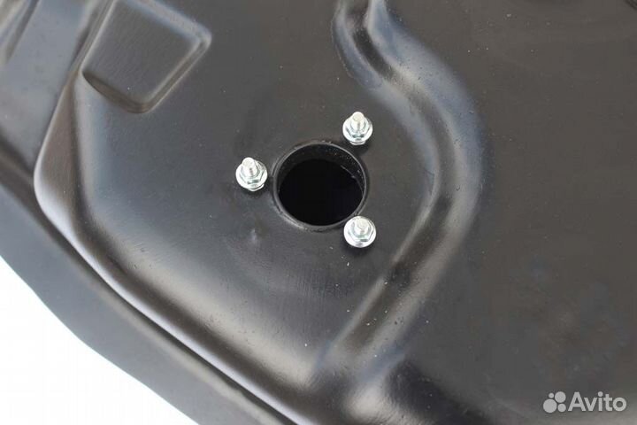 Топливный бак SSangYong Actyon (бензин)