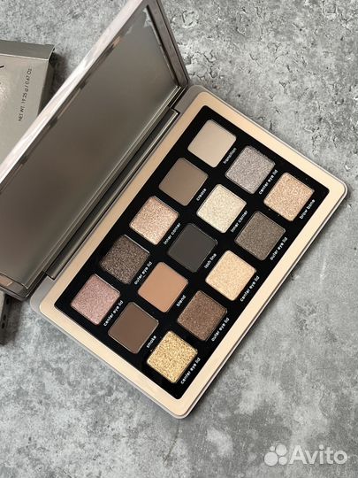 Палетка теней Natasha Denona Glam