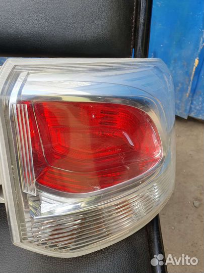 Задние фары на mitsubishi Outlander комплект