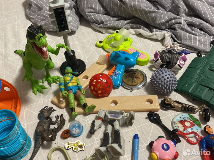 Большой пакет игрушек