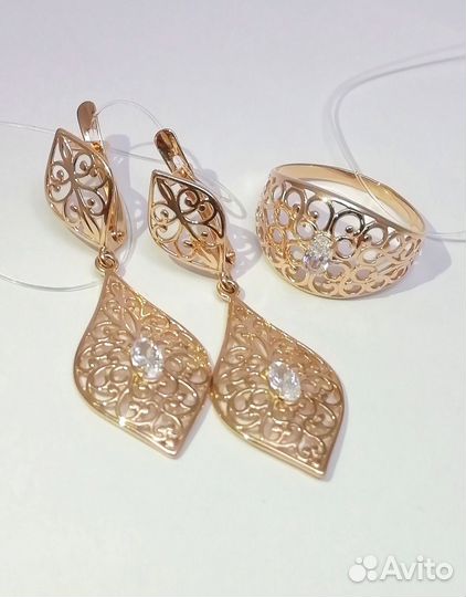 Комплект: золотые золотые серьги и кольцо 6,68 гра