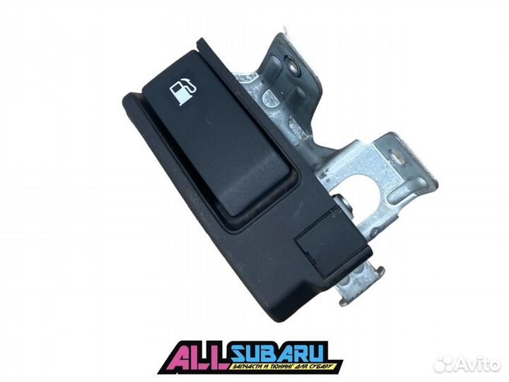 Рамка рычага открывания лючка бензобака Subaru