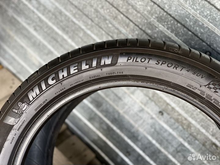 Michelin Pilot Sport 4 SUV 295/40 R21 111Y