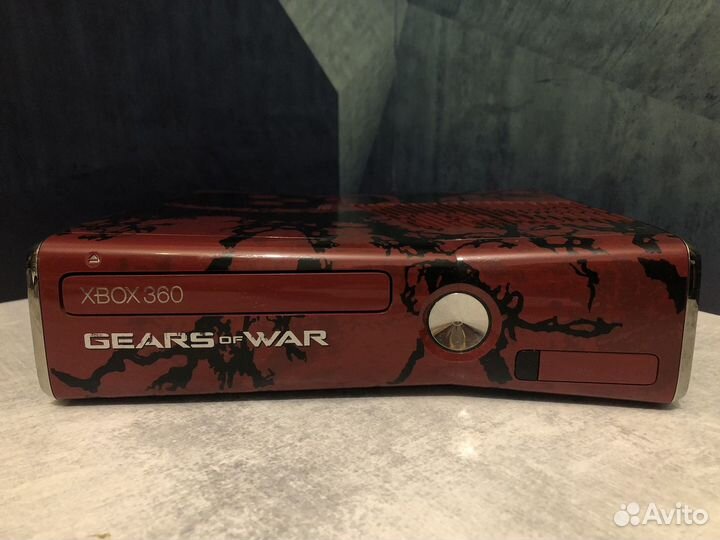 Редкий Xbox 360+150игр /Limited Gears of War