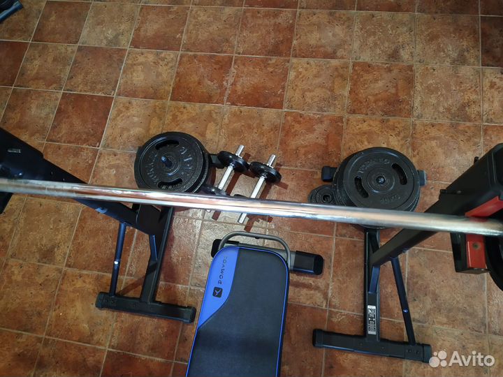 Скамья для жима со стойками и штангой бу