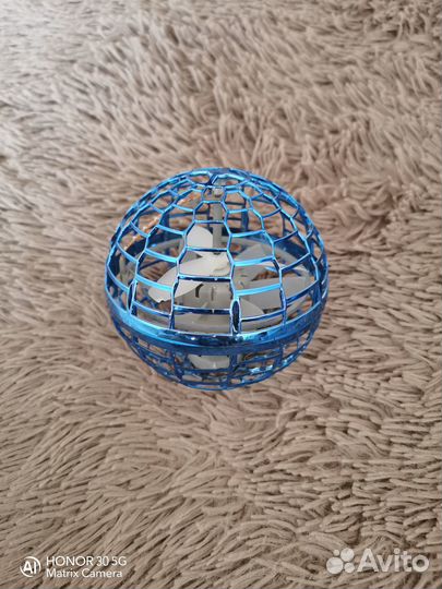 Летающий шар спиннер