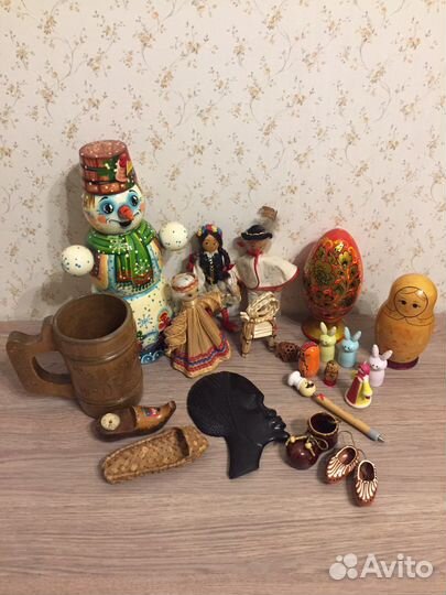 Сувениры из дерева СССР (5 штук ) и др. стран