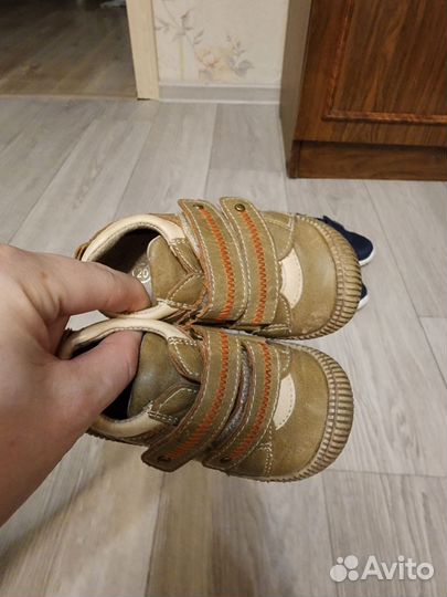 Обувь для малыша на первые шаги