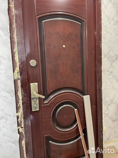 Дверь входная бу