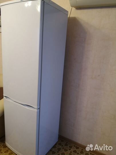 Холодильник атлант бу