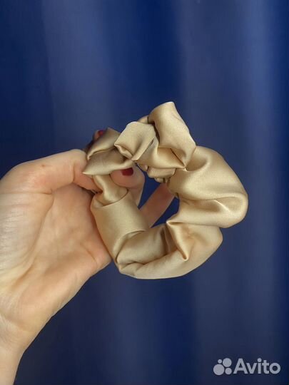 Шелковая резинка для волос