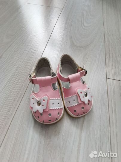 Сандали детские