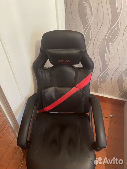 Компьютерное кресло