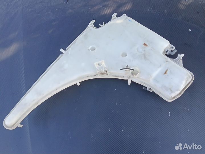 Бачок омывателя BMW E90 E91 E92 E87