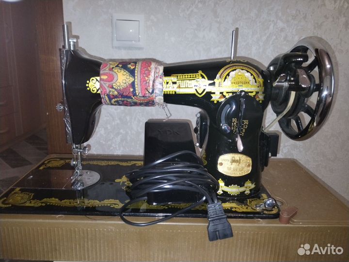 Швейная машинка бу