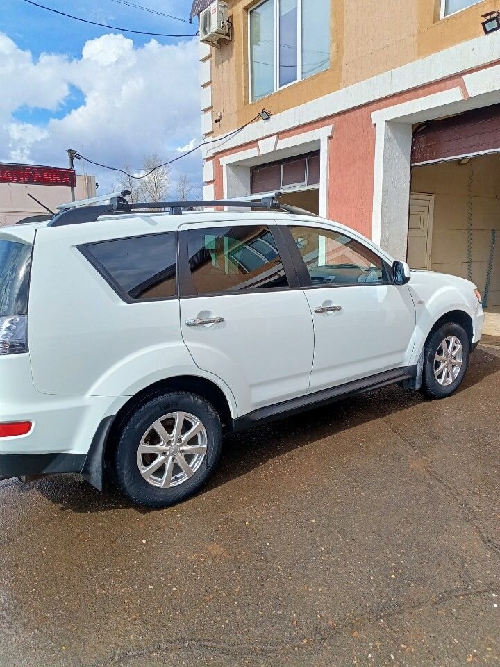 Mitsubishi Outlander: фото владельца