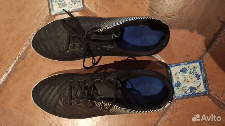 Футбольные бутсы (40/41 размер)
