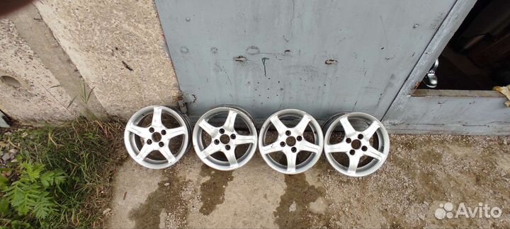 Продам литые диски