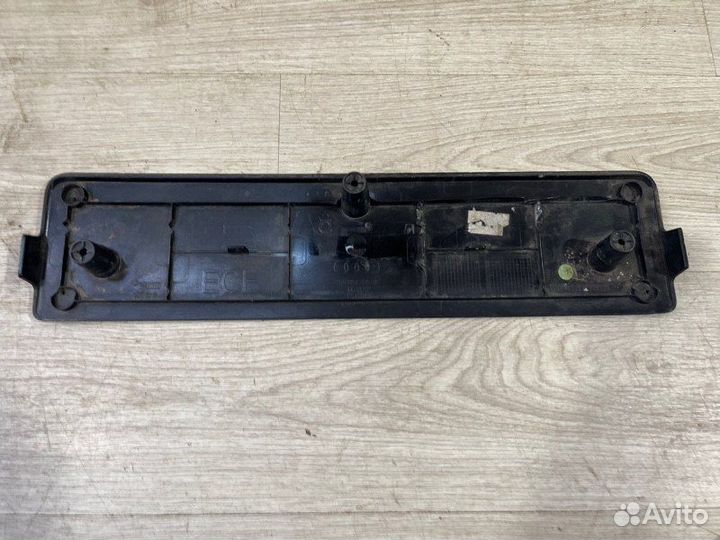 Площадка номера Audi A 8 D 4