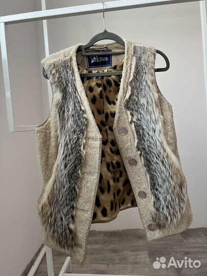Меховая жилетка