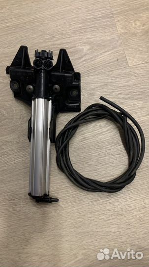 Форсунка омывателя фары левая,пежо 308