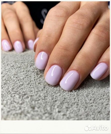 Модель на маникюр