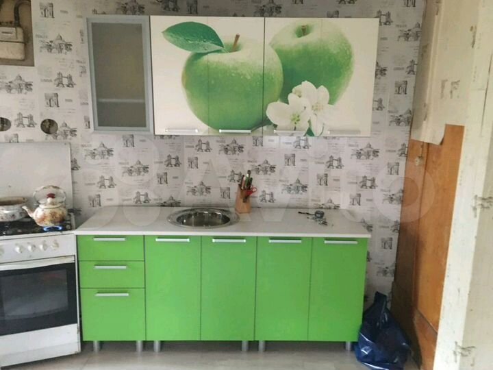 Дом 184 м² на участке 6 сот.