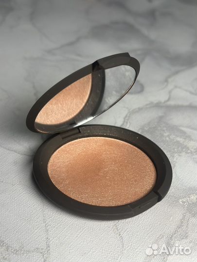 Becca хайлайтер rose gold