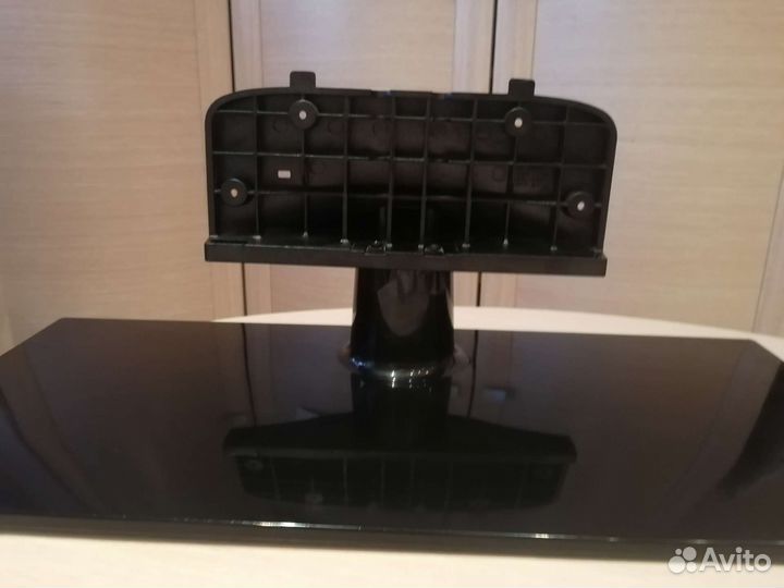 Подставка для телевизора