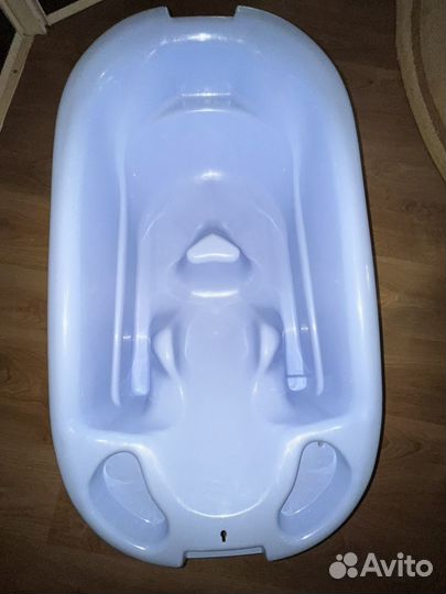 Ванночка для купания с рождения