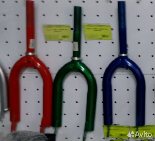 Вело вилка ригидная на дорожные вел. 3 цвета