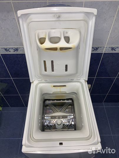 Стиральная машина с вертикальной загрузкой