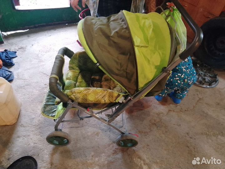 Прогулочная коляска