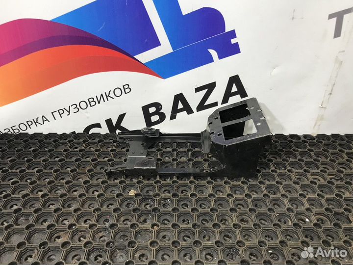 81613405071 Кронштейн крана ручного тормоза