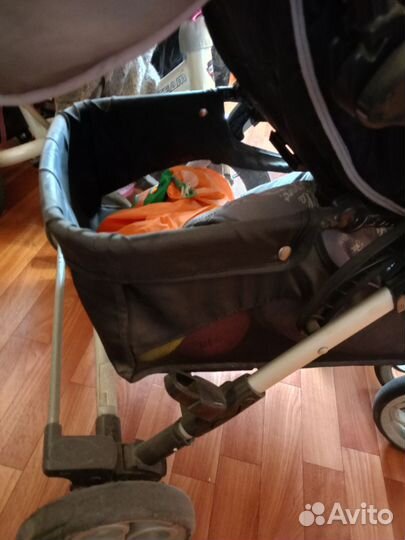 Продам детскую коляску