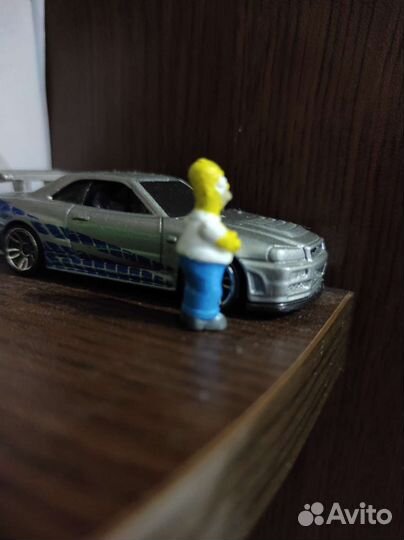 Hot wheels simpsons фигурка Гомер