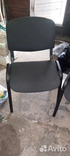 Стулья для посетителей