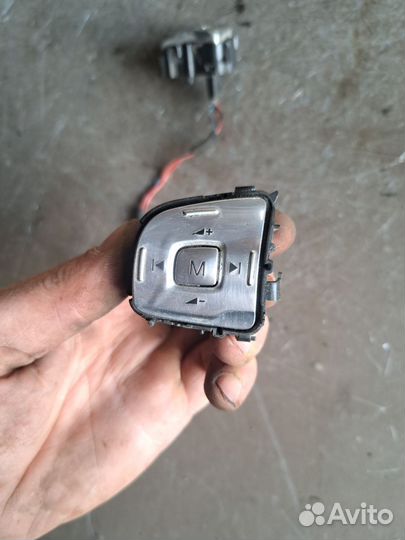 Кнопки руля Ford Mondeo 4