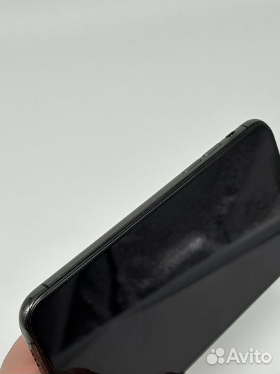 iPhone Xs, 64 ГБ