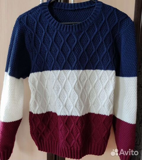Свитер на девочку