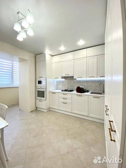 Угловая кухня на заказ. Производство в Челябинске