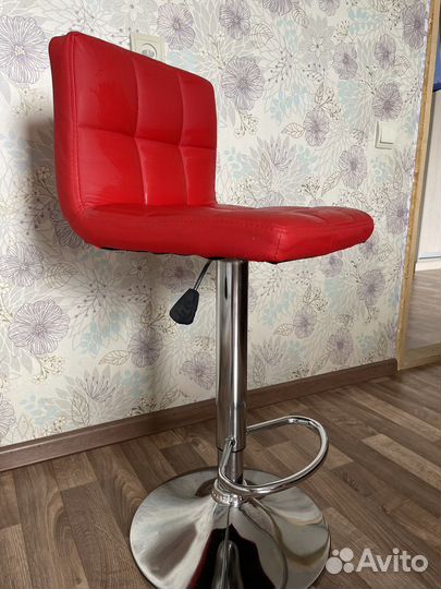 Стул для визажиста бровиста