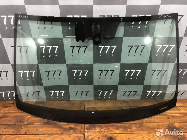 Стекло лобовое с обогревом Skoda Karoq 17-22 Б/У О