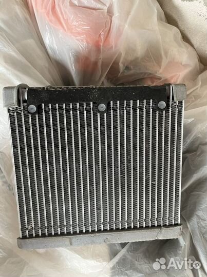 Радиатор кондиционера салона Опель Инсигния