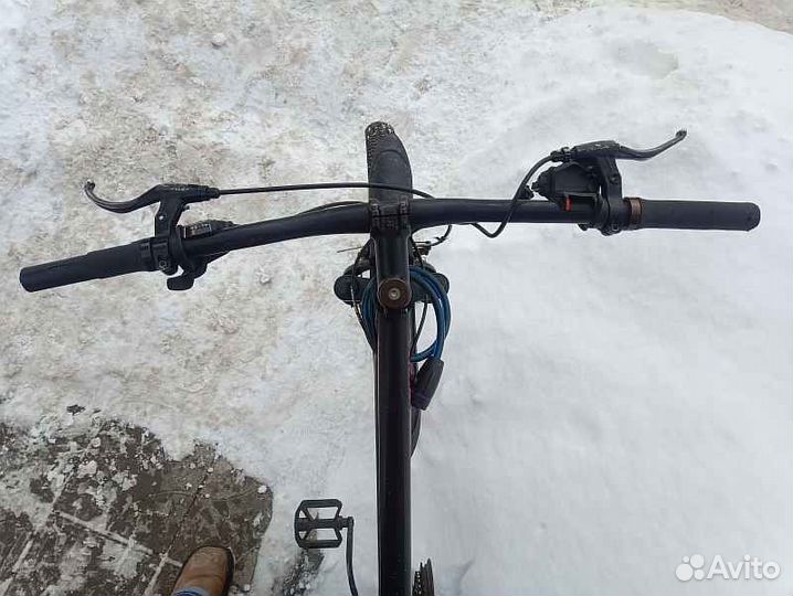 Велосипед Forward Apache 27.5 1.0