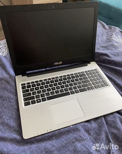 Ноутбук asus