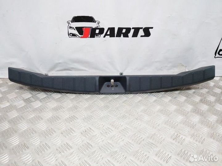 Накладка замка багажника Mitsubishi ASX