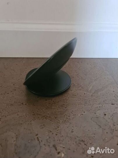 Беспроводное зарядное устройство Samsung