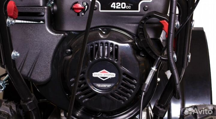 Снегоуборочная машина Champion ST1170BS