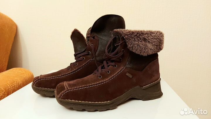 Ботинки зимние женские замшевые 36